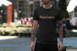 Supermoist = Superklum In Afrikaans Unisex T-Shirt